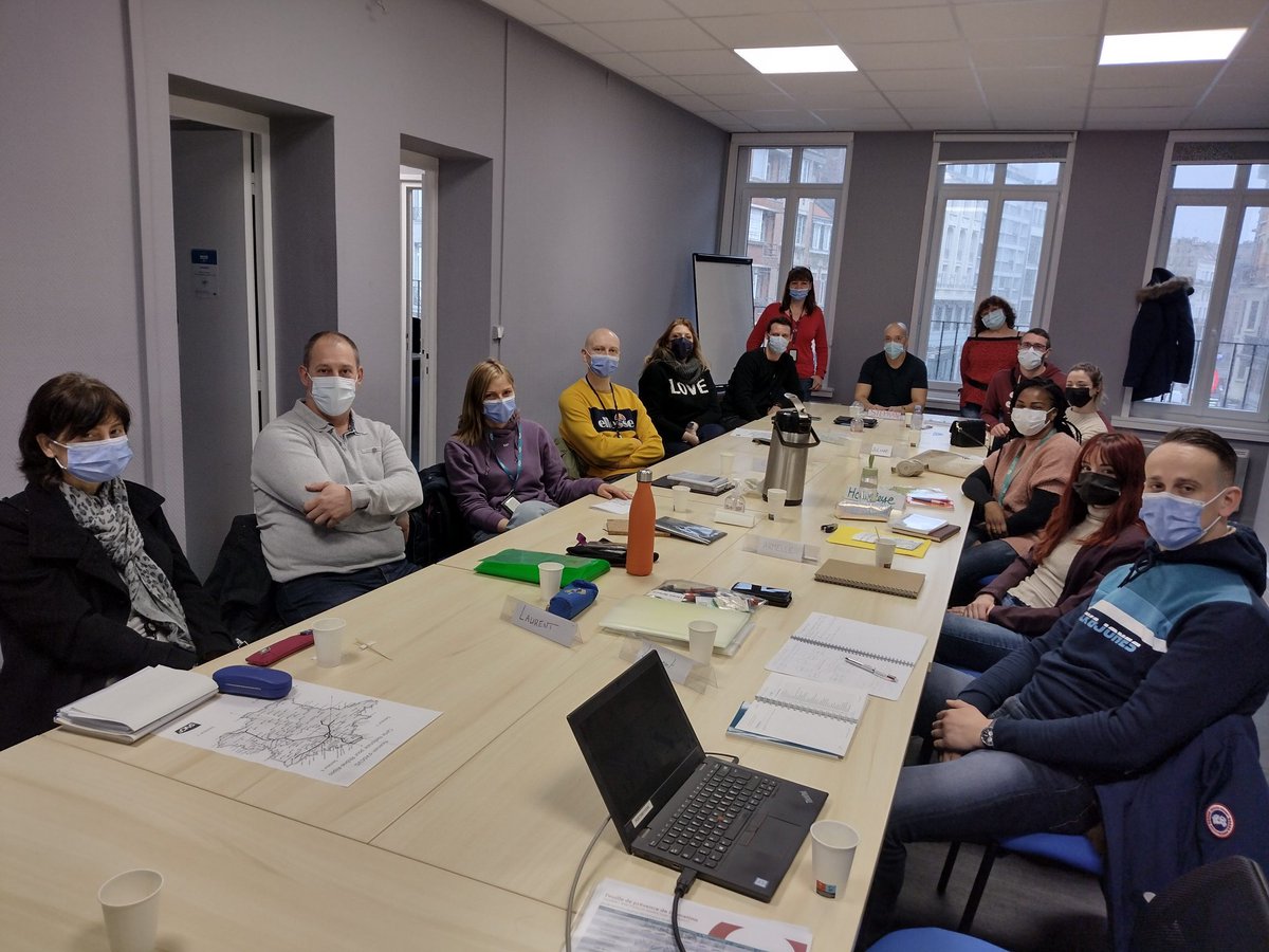 e_lelievre's tweet photo. Plaisir d'aller à la rencontre de la Formation Initiale ASCT. Merci pour votre accueil et bonne formation! Merci à toutes celles et ceux qui l'ont rendue possible et à Sandrine votre formatrice. https://t.co/r737IAfgSe