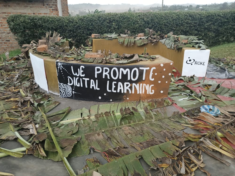 NinyeNBA's tweet photo. There is power in working together in partnership and collaboration. Promoting Digital Learning calls for access to free internet and we are happy to see great progress as we work with community members in @Nganwa_HS to build a #HelloHub 
@HelloWorld_Org @ImagineHer2 https://t.co/Ra3txgVLpW
