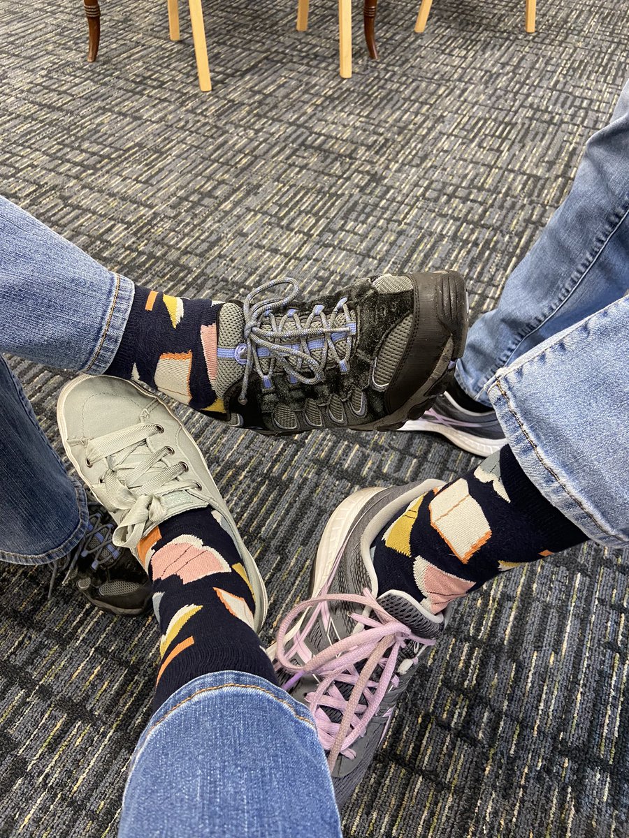 GHS_MediaCenter's tweet photo. Believe it or not, this was not planned!! 🧦😎 #librariansocks #booksocks https://t.co/UE8dfzv1zN