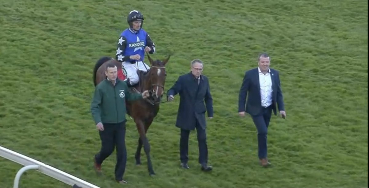 BlueBloodRacing's tweet photo. Outstanding performance by our rare gem Ashroe Diamond in the bumper @AintreeRaces many thanks to all the team @WillieMullinsNH, Patrick @jamesfent and @ashroestud Dreams come true. Enjoy the celebrations lads! 💎 https://t.co/HkpjyxIdP5