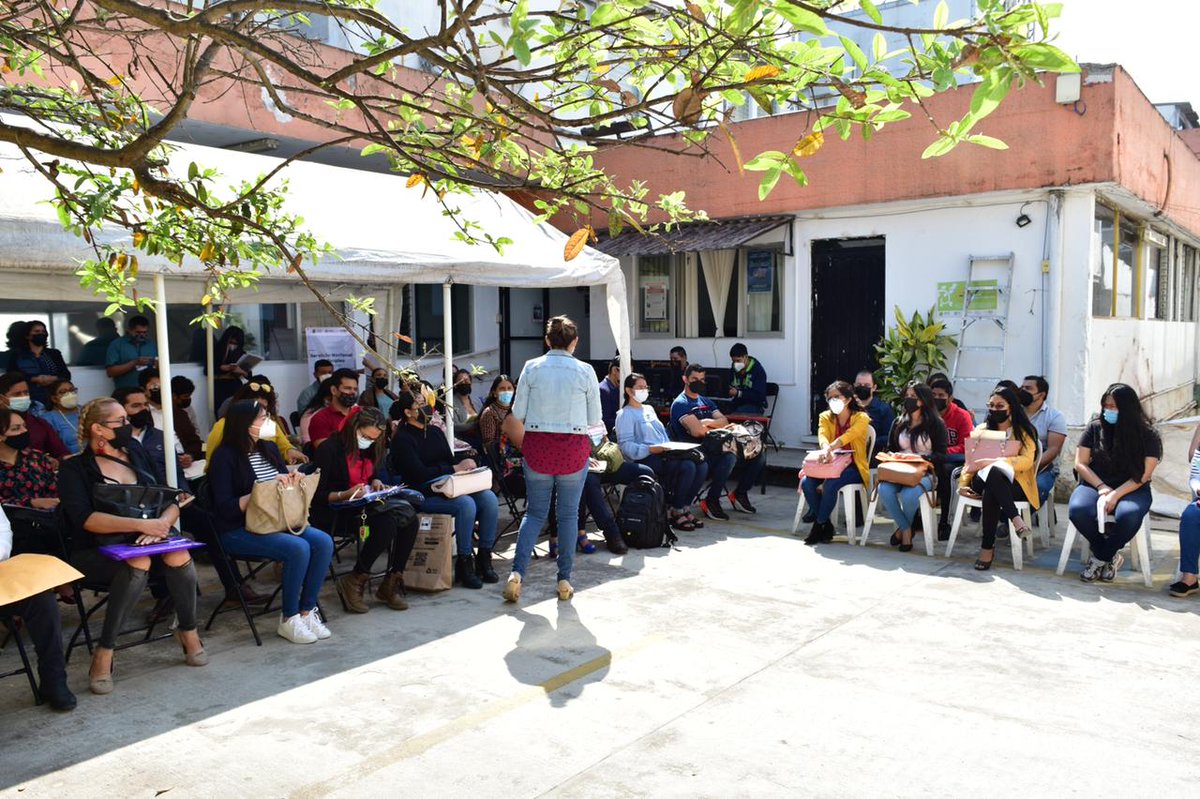 EmpleoSnever's tweet photo. Reclutamiento presencial para formar parte del Sistema Federal Penitenciario de @SSPCMexico en nuestra Unidad Operativa #Xalapa. 

Acude a Av. Manuel Ávila Camacho #195. Colonia Ferrer Guardia, hoy hasta las 15:00 h y mañana de 9:00 a 15:00 h.

#trabajo #SNE #Veracruz #Seguridad https://t.co/DfGFuAH5G0