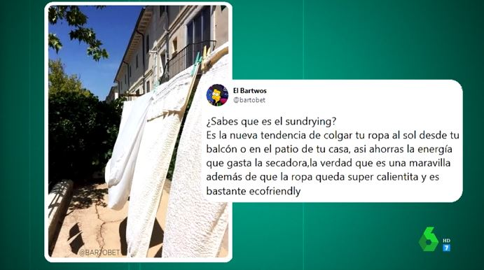 Che_Bombacha's tweet photo. Pero no todo es perfecto en el #SunDrying. Muchas veces, sobretodo en #Winter, aparece la temida #RainyCloud que te deja la #HolyFox, por lo que hay que #RunLikeHell mientras #YouScreamLikeaPig para evitar la temida #WetClothes https://t.co/X5aOmhRDBq