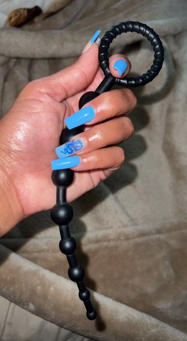 My 1st time getting this color. Idk .. its giving Chargers powder blue.. https://t.co/IsZdI0gX5F