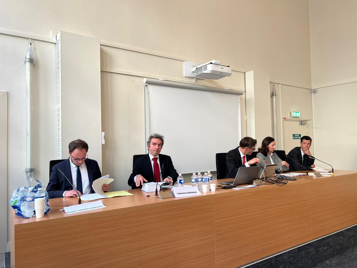 La 2d commission du 118e <a href="/CongresNotaires/">Association Congrès des Notaires de France</a> 2022 #IngénierieNotariale s’interroge sur la summa divisio des droits sociaux, et l’utilité que pourrait avoir l’acquisition de la personnalité morale dès la signature des statuts.
Infos sur ➡️ congresdesnotaires.fr/fr/les-congres…