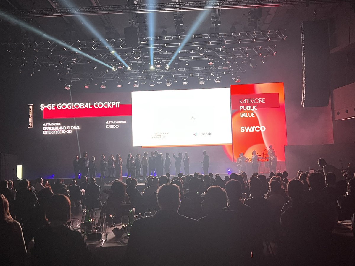 Gold in der Kategorie #publicvalue am #bosw <a href="/bestofswissweb/">Best of Swiss Web</a> präsentiert von <a href="/swicoDEU/">Swico</a> <a href="/Gianggi/">Giancarlo Palmisani</a> gewinnt #Swissglobalenterprise