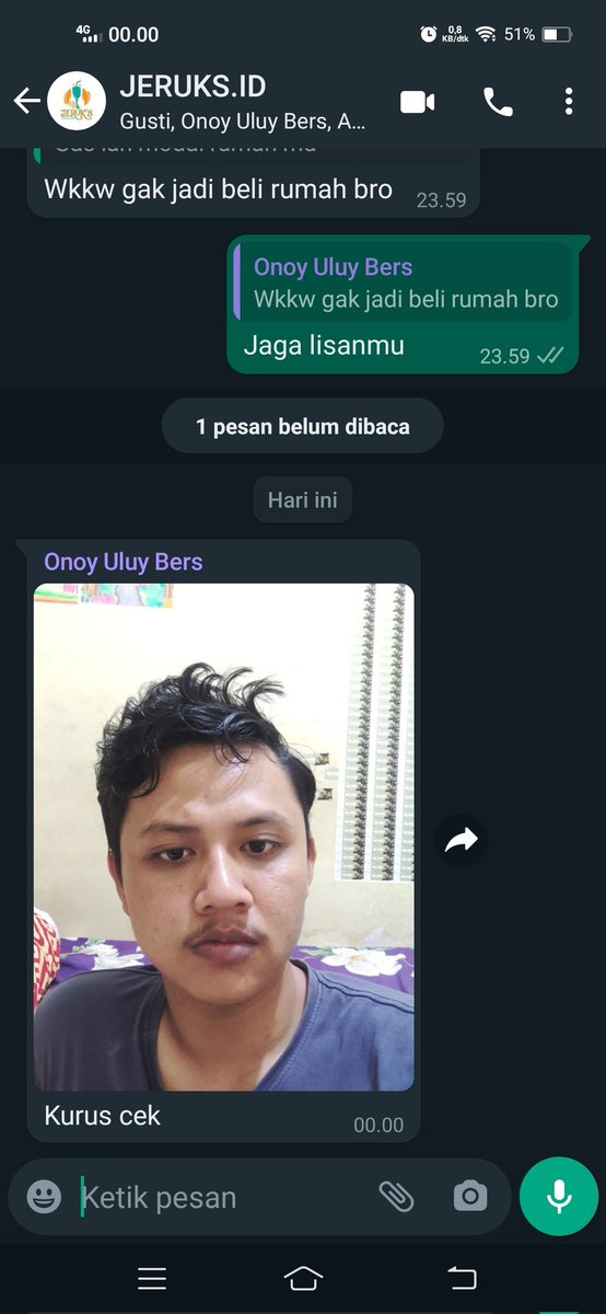 Ringgoo_'s tweet photo. Ciri-ciri orang yang tidak menerima kelebihannya, kelebihan lemak @uluykemanasih https://t.co/kZs0EU5B13