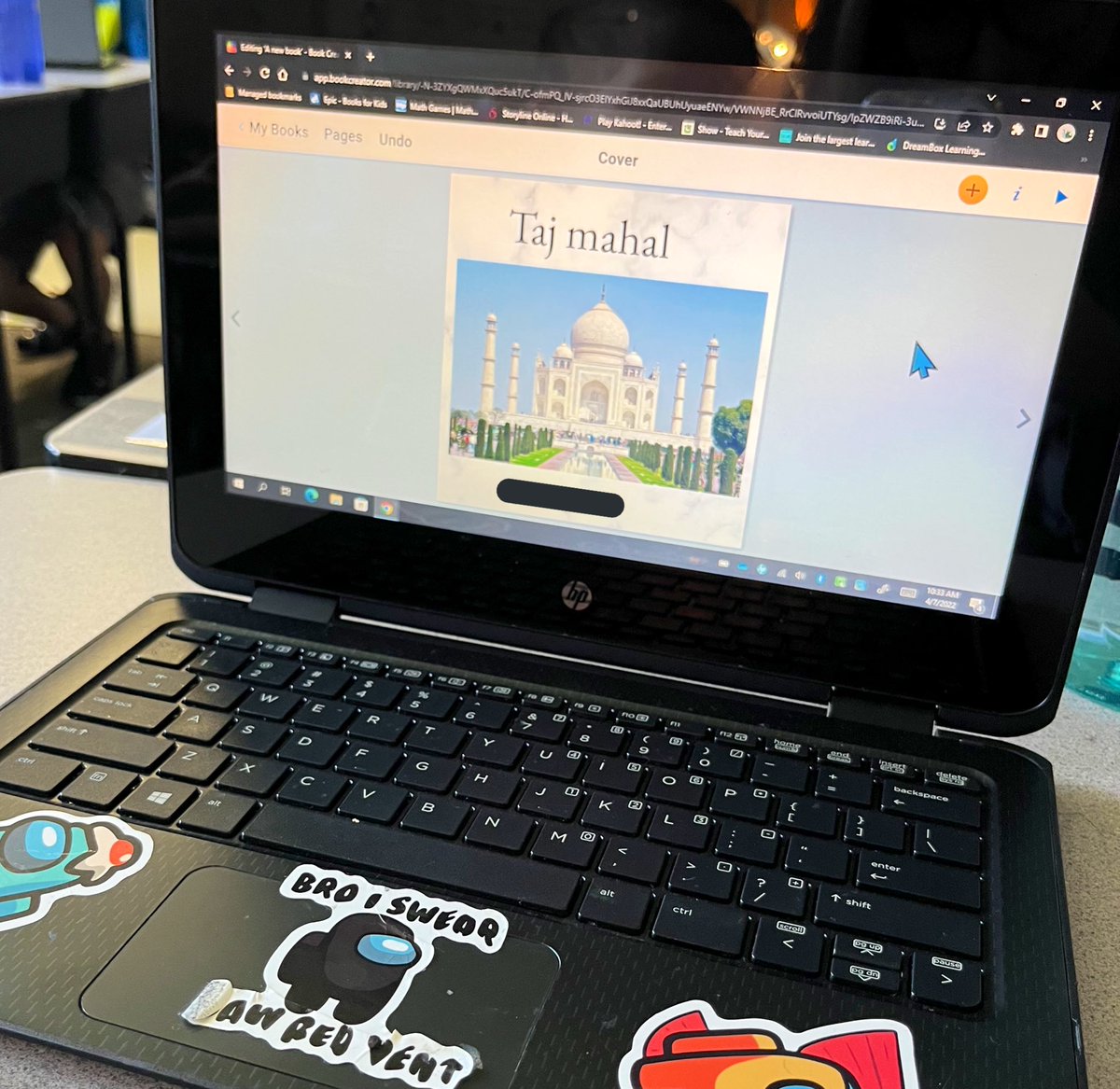 MelissaCLTC's tweet photo. Another day getting to show 2nd graders how awesome @BookCreatorApp is. The loved that they can #BeAnAuthor and turn their research ✍️ into an ebook 📖. 

Our minds were blown 🤯 with the auto draw feature. https://t.co/4i4slih4rP