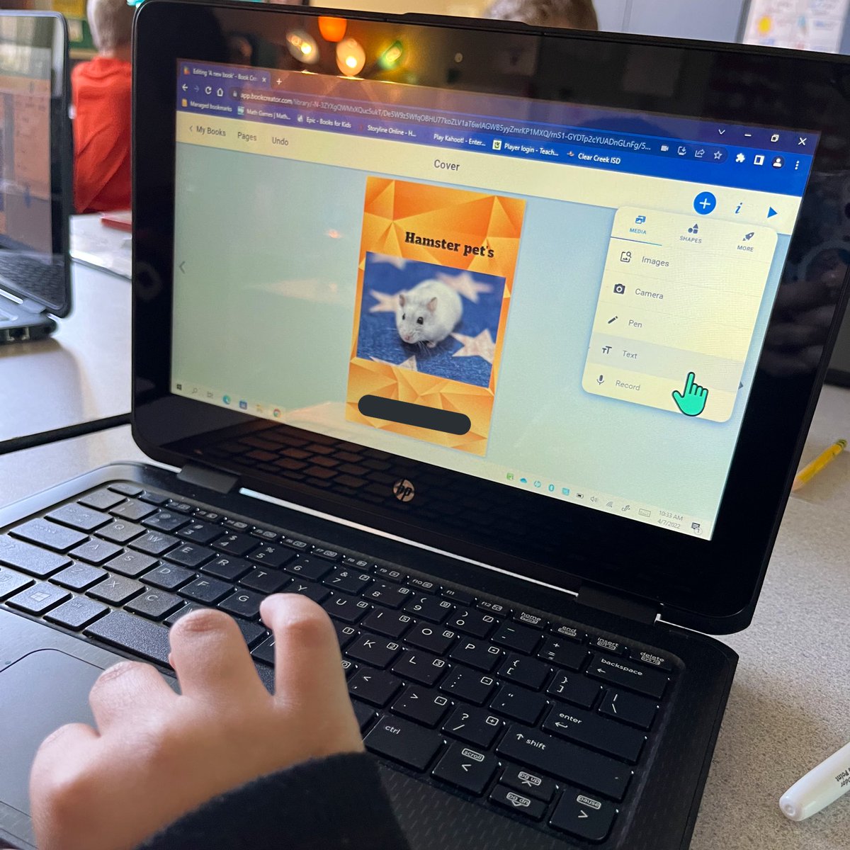 MelissaCLTC's tweet photo. Another day getting to show 2nd graders how awesome @BookCreatorApp is. The loved that they can #BeAnAuthor and turn their research ✍️ into an ebook 📖. 

Our minds were blown 🤯 with the auto draw feature. https://t.co/4i4slih4rP