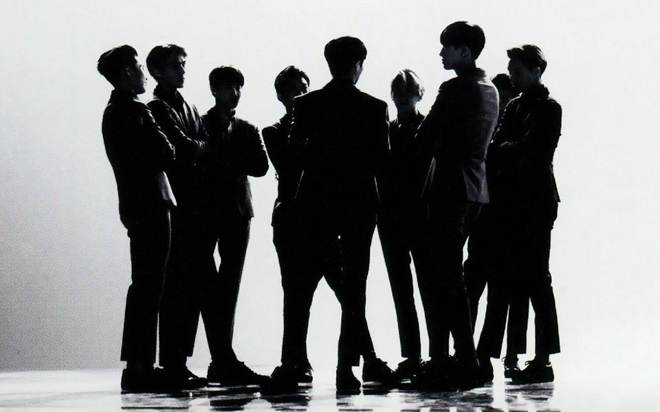 parkanibyun614's tweet photo. Happy 10th anniversary EXO🎂🎉
Let's be happy together. I'll wait until the day we meet again🤍
We are one!👍🏻 EXO! Saranghaja!❤

#10YearsWithEXO
#AlwaysAndForeverEXO
#EXOWeAreOneDecade
#엑소와_함께한_아름다운_10년
 #1ΞX0 #EXO10thYearAnniversary https://t.co/4TDWkJXtNq