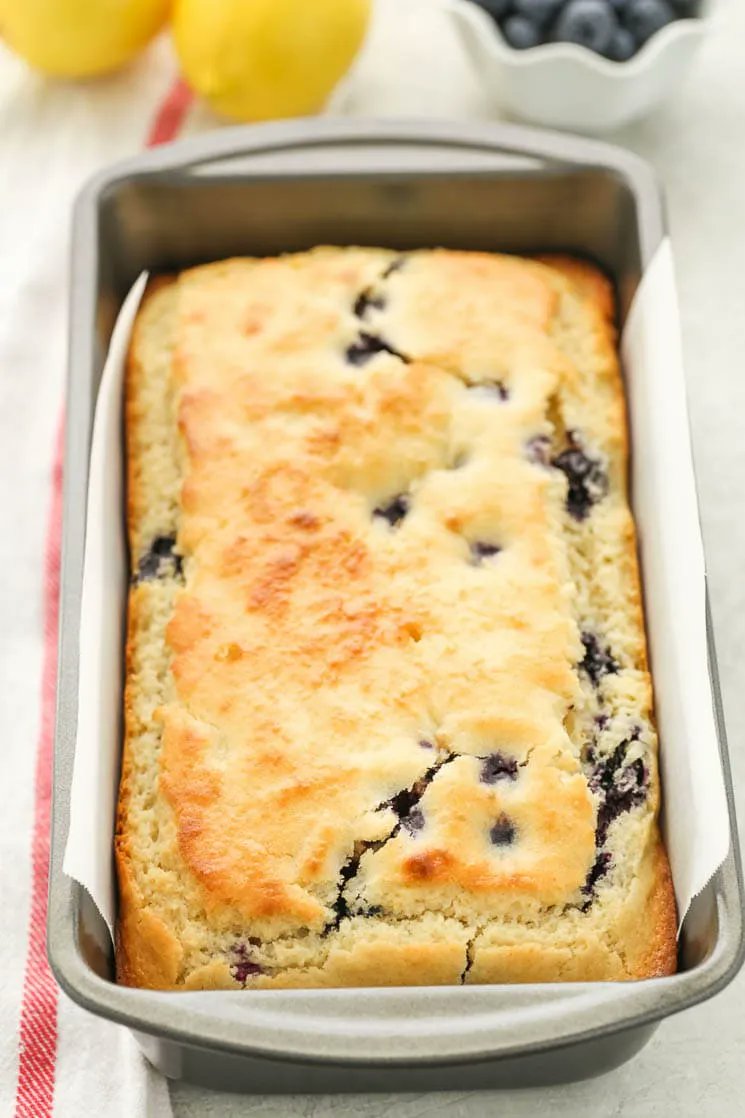 livewellbake's tweet photo. This Lemon Blueberry Bread is super moist, easy to make, and topped with a delicious lemon glaze. Perfect for breakfast or dessert! #lemonblueberry #lemonloaf #lemonbread #bread #lemon #blueberry https://t.co/5s7KSkCihI https://t.co/bCe78Qfas7
