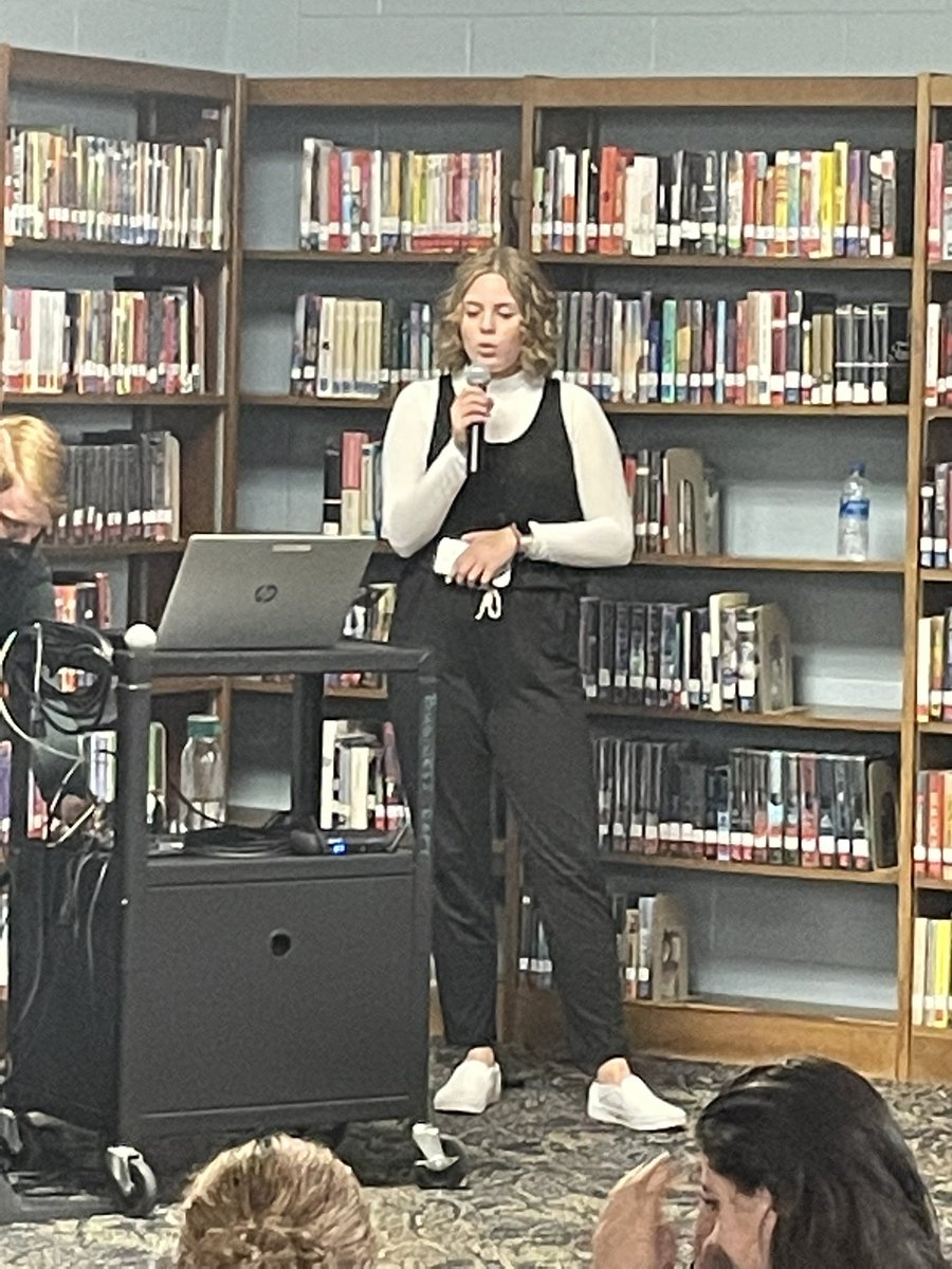 𝙼𝙾𝙷𝚂 𝙻𝙸𝙱𝚁𝙰𝚁𝚈 tweet media