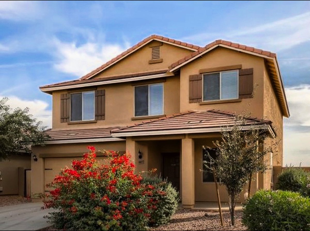Mark_Marsillo's tweet photo. 🏡🎈Congratulations to my Buyers on the purchase of their new home! Even though the inventory is low, we found it and got it done quickly.  Very happy for this family of 4 with another on the way.  Wishing them many years of health, happiness and memories in their new home! #az https://t.co/6XYAsPan0U