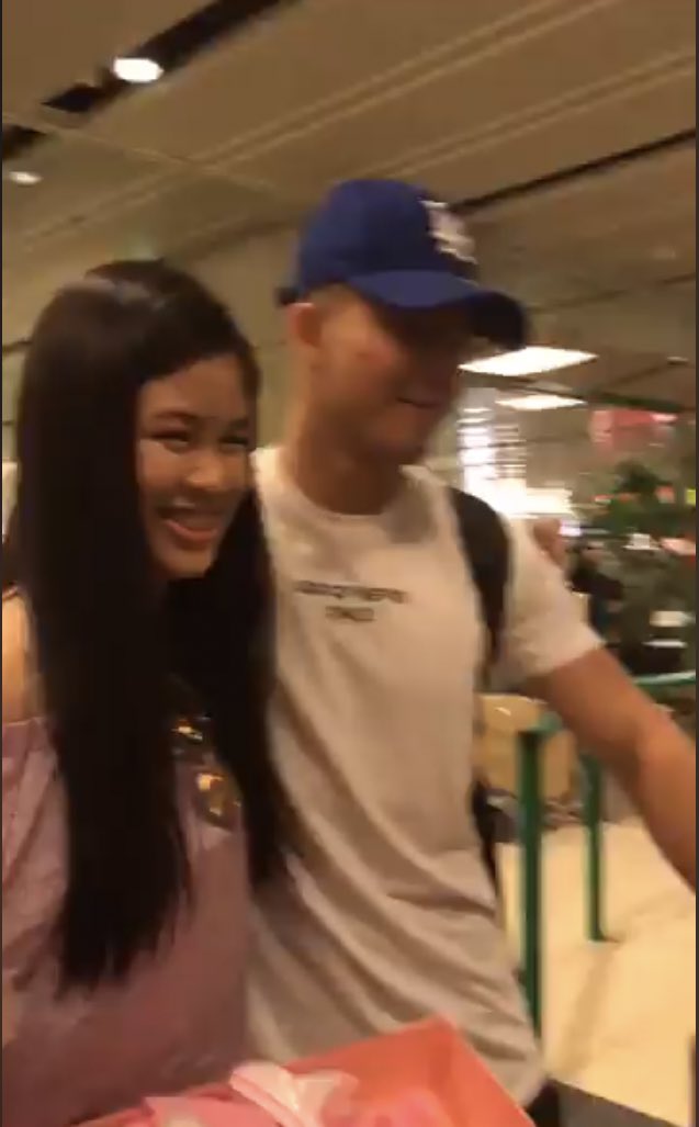 GAMORAYOURKARMA's tweet photo. Hi @KissesDelavin &amp; @tonythesharky, this was during the day before your concert in Singapore last April 2018. Sobrang nkakamiss oi.. 💘❤️‍🔥

#KissesDelavin 
#Kissables
#KissTon https://t.co/1C40qzbI6i