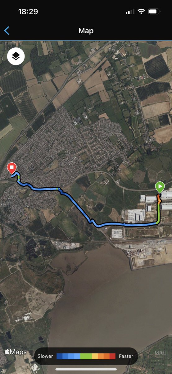 Msummers0211's tweet photo. You would think a run through a flat @DPWorldUK London Gateway would be bliss. Not with the wind against the whole way! @runr_uk #runchat #running https://t.co/C77xjhIdgE