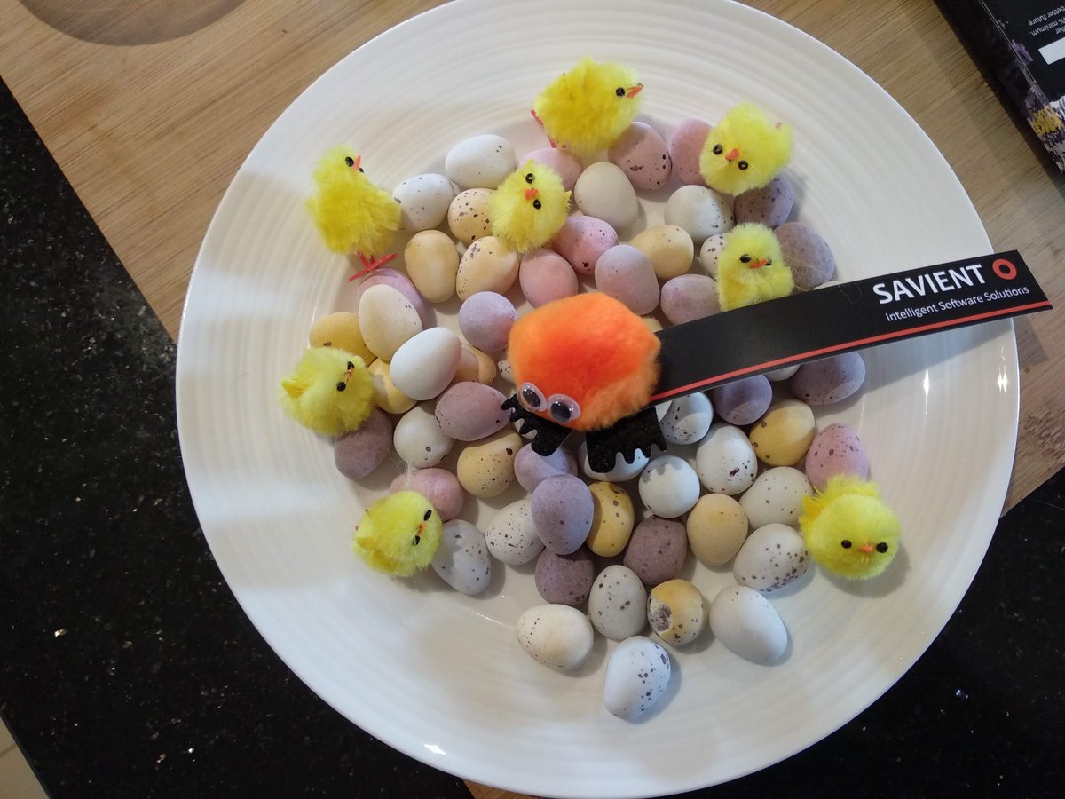 SavientBugs's tweet photo. What a cracking time with the @SavientL team this afternoon for our #Easter2022 themed online baking session with Nicola Gossage, Cake-tastic Worcestershire who helped us to create our brownies #Savientteam #bakingfromscratch #teambuildingideas #bakingfun #bugsfun https://t.co/SPDwfgCrGj