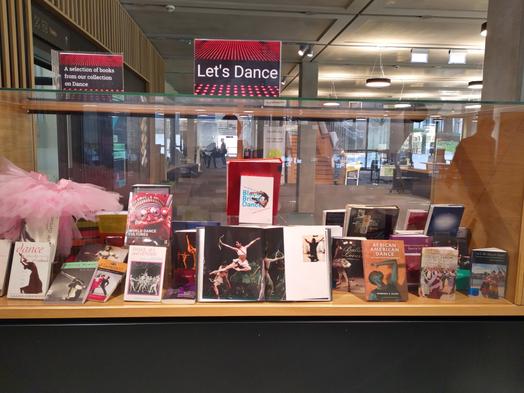 Lovely display of dance books <a href="/UR_Library/">University of Roehampton Library</a> <a href="/roehamptondance/">Roehampton Dance</a>