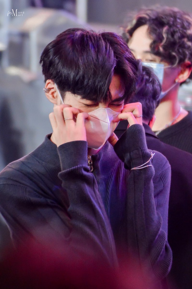 070422 | มุมุแจ้ม🐱
<a href="/21_xno/">XNO.21</a> 

#SmartWattana  
#LAZ1_DEBUTSHOWCASE