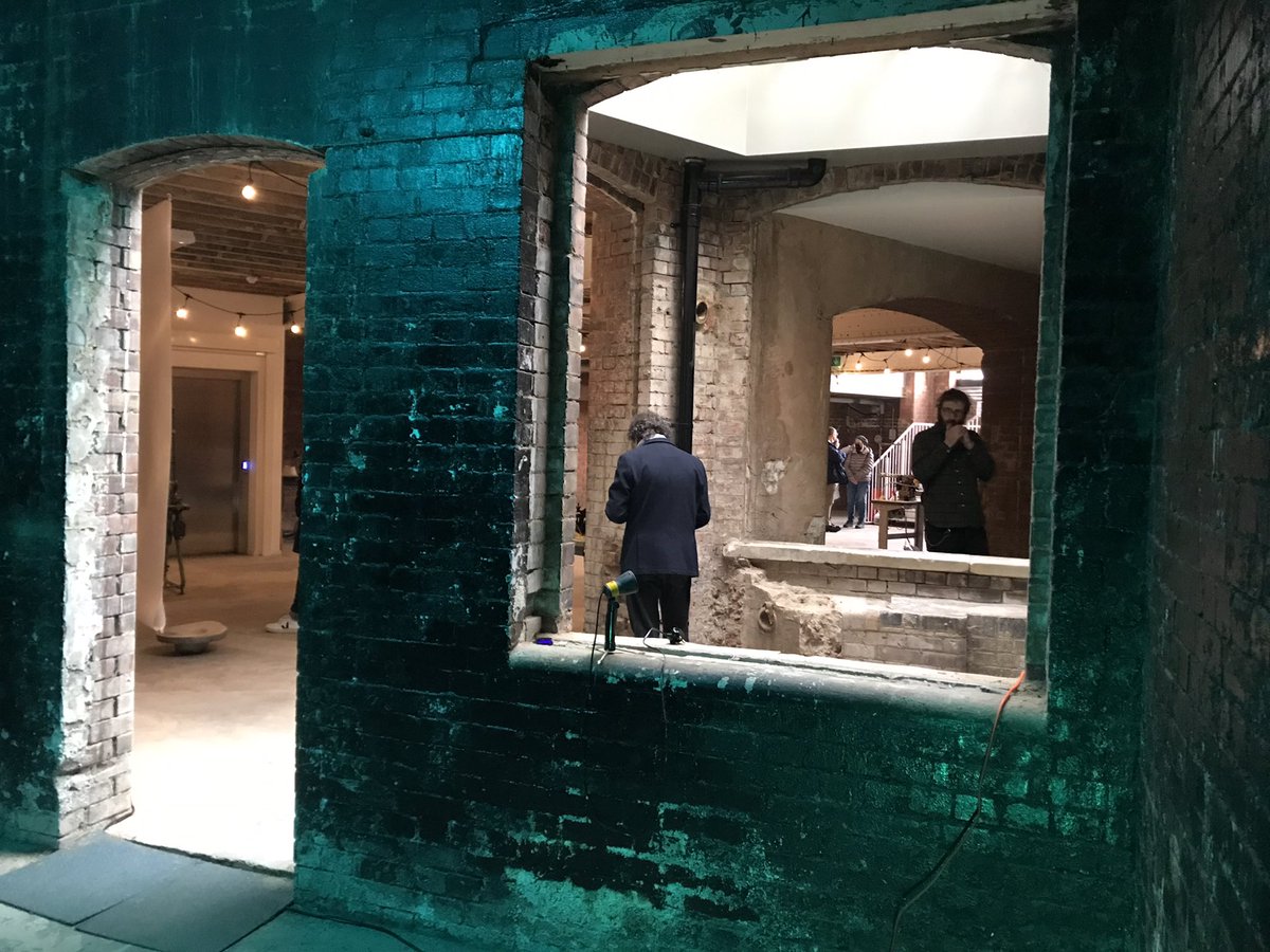 MK11RBS's tweet photo. #HDlates @culturetrustuk
Sound installation in Hat House basement phenomenal #luton @cmykscum @SKRONKimprov @33jazzRecords https://t.co/GMlnsW2XIP
