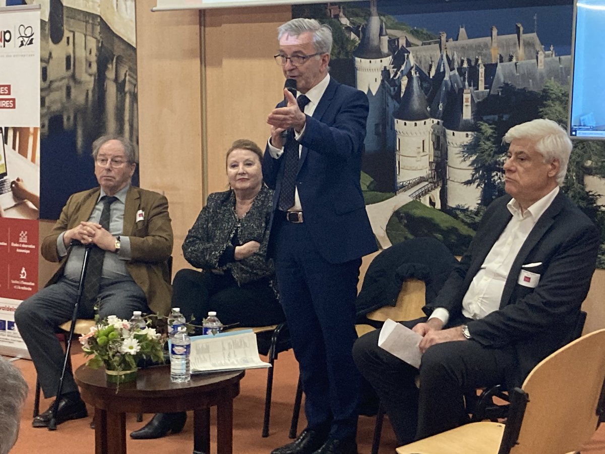 Devup_'s tweet photo. 3e édition d’Investire, les rencontres économiques franco-italiennes en #CentreValdeLoire. + de 50 participants français &amp; italiens sont réunis à Chaumont s/Loire pour discuter du développement économique entre la région et l’#Italie. #attractivité #investissement @RCValdeLoire https://t.co/EtlxZFOEVR