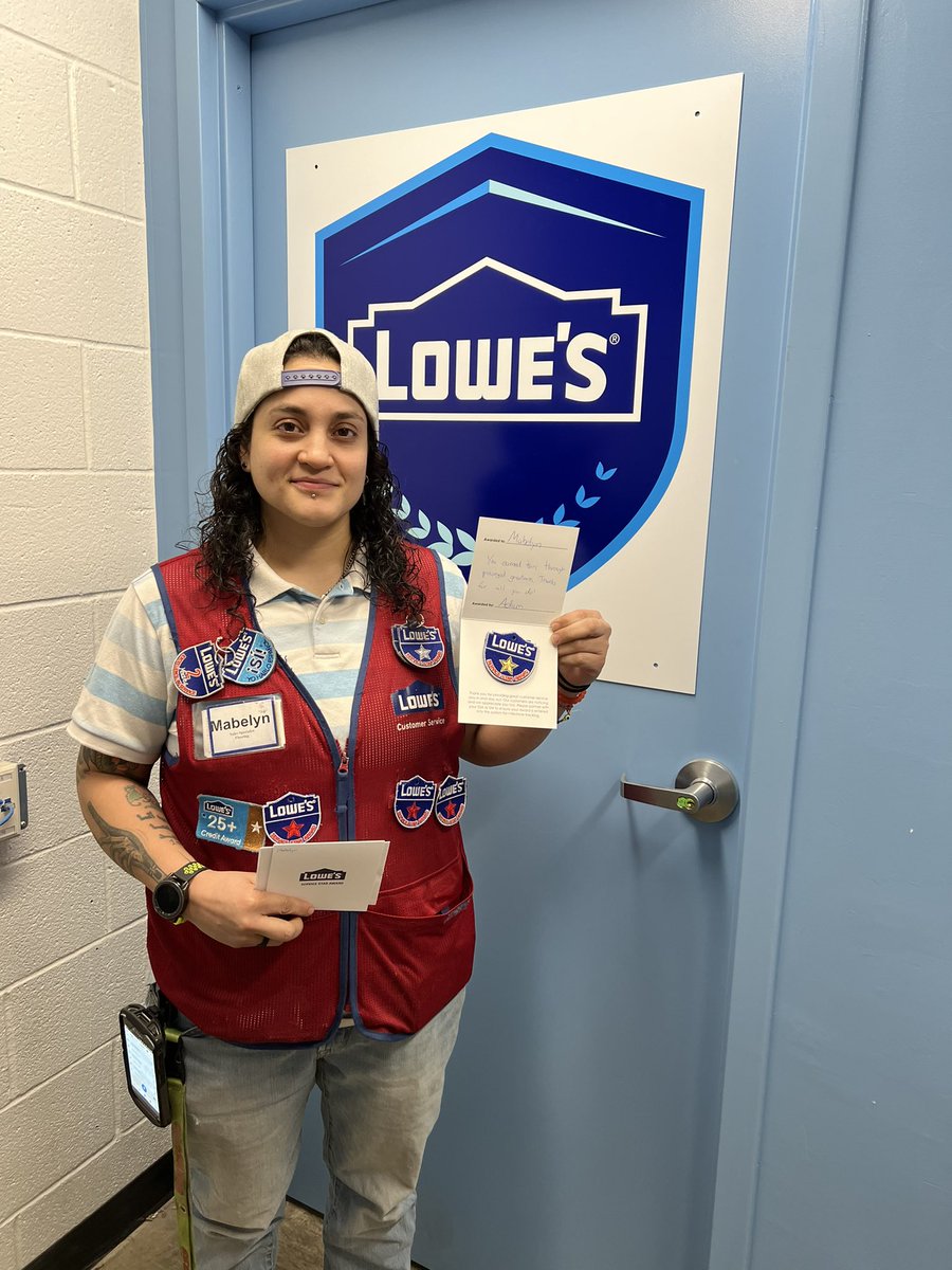 AdamRichman381's tweet photo. Couldn’t be prouder of 415 flooring specialist Mabelyn Cruz, top specialist in #D873pride YTD and now a very deserving new owner of a Gold Service Star! #95StrongR7 @JHoffmann2207 @DamonBennettR7 https://t.co/Xtdnbo5qvL
