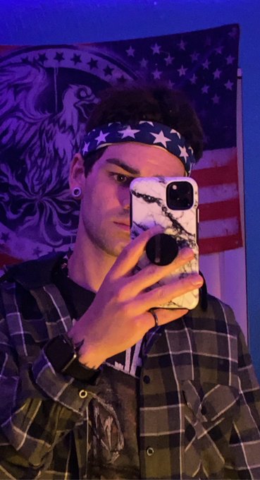 can I start posting my pics here since Inst*gram is a flop now 🦟🦗🦟🦗 https://t.co/y0hKroUQgt