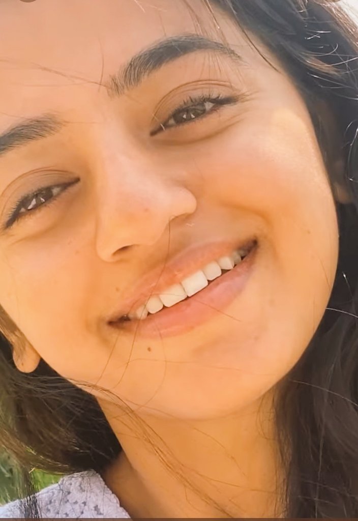 7 April 2022...
Hellylicious Day💃😀

#HellyShah Trending In india,Pakistan, Bangladesh,Canada,Egypt,Sri lanka, Australia,Vietnam,United Arab &amp; Nepal
Unplanned trend in 10 countries🔥 
"CRAZY"is the word😍
Hype is Real Allhumdulilah😌

<a href="/OfficialHelly7/">HELLY</a> Proud Of U
HELLY IN VARIETY