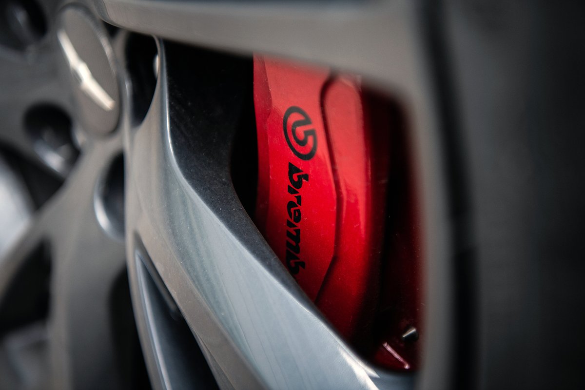 All #G70 3.3T Sport models are equipped with discernible Brembo® brakes that offer superior braking performance and an unparalleled sport aesthetic.

Learn more: spr.ly/6018KLH9u