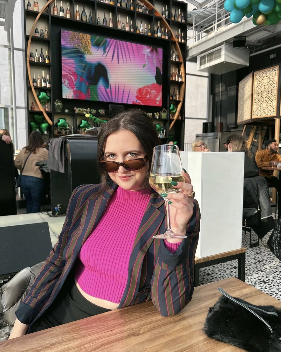 Here's to you! 🍸

📸: adeliaheidrich