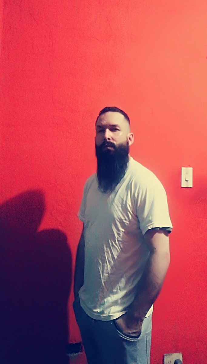 LuisForero540's tweet photo. Amigo mio nos estamos llenando de canas ๐ค๐ป.
#metal #metalhead #deathmetal #blackmetal #thrashmetal #heavymetal #rock #beard #fullbeard #sexybear #beardstyle #beards #beardpower #beardforlife #beardedmen #beardedbadass #beardselfie #beardstyles #barba #beardedchallenge #bearded https://t.co/l8CmlfRVwo