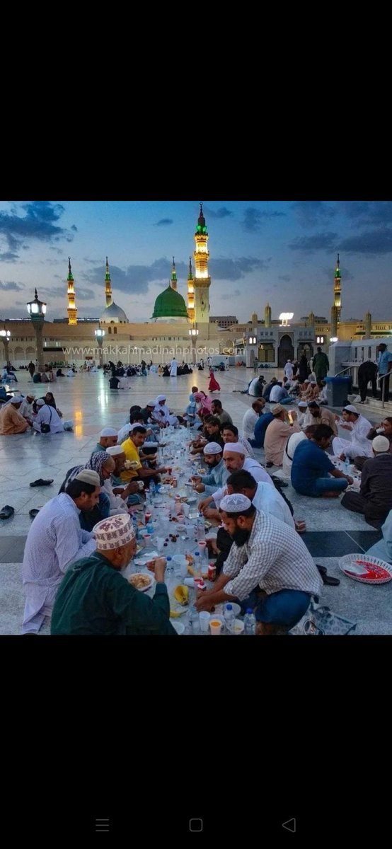 Muhamma97438406's tweet photo. ایک بار تو دیکھا دو رمضان میں مدیدنہ

 بےشک بنا لو آقا ﷺ مہمان دو گھڑی کا 
😭😭🙏 https://t.co/k9YxfnXVTh