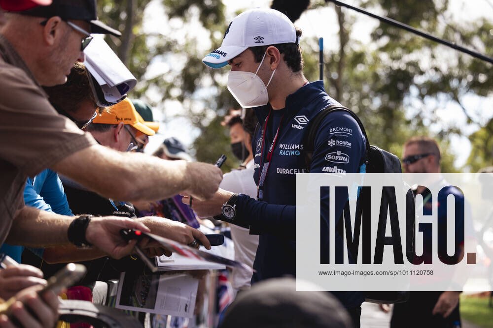 📸| Nicholas hoje atendendo a alguns fãs 

Cr: Imago

#NL6 #AustralianGP
