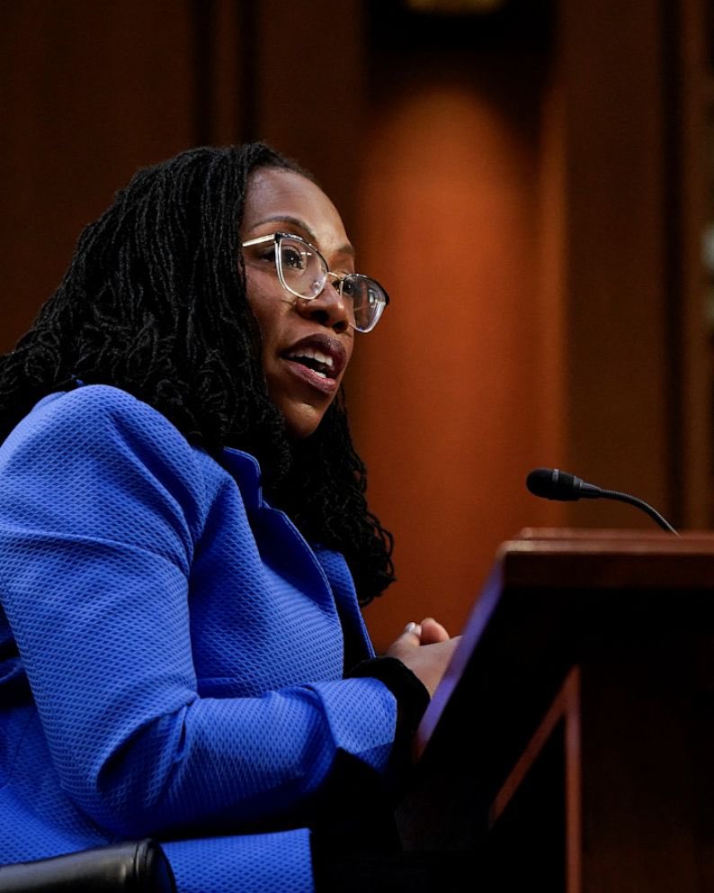 BREAKING: Judge Ketanji Brown Jackson has officially been confirmed to the Supreme Court of the United States by a vote of 53-47. 

Justice Jackson becomes the first Black woman in HISTORY to sit on the nation’s highest court.