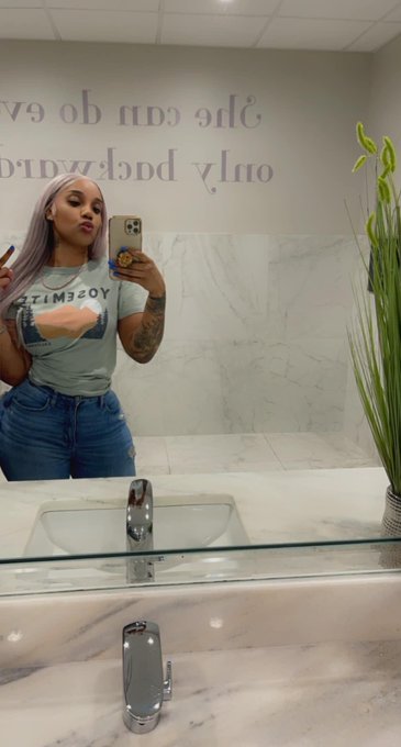 To many Barbie&rsquo;s so I&rsquo;ll be the brat🙃😇 https://t.co/po2b6tiCWI