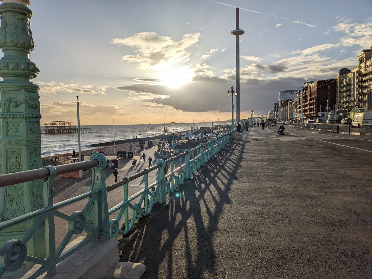 Day 1 out of 2 complete! Cargo search team are tucking in for the night before the grand finale tomorrow! #BrightonSEO