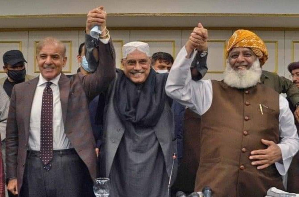 WaheedMayo8's tweet photo. Bad days are over, now prepare for the Worst Pakistanio😃.                                #SupremeCourt #سپریم_کورٹ #decision #surprise https://t.co/Z1ZpohCbj6