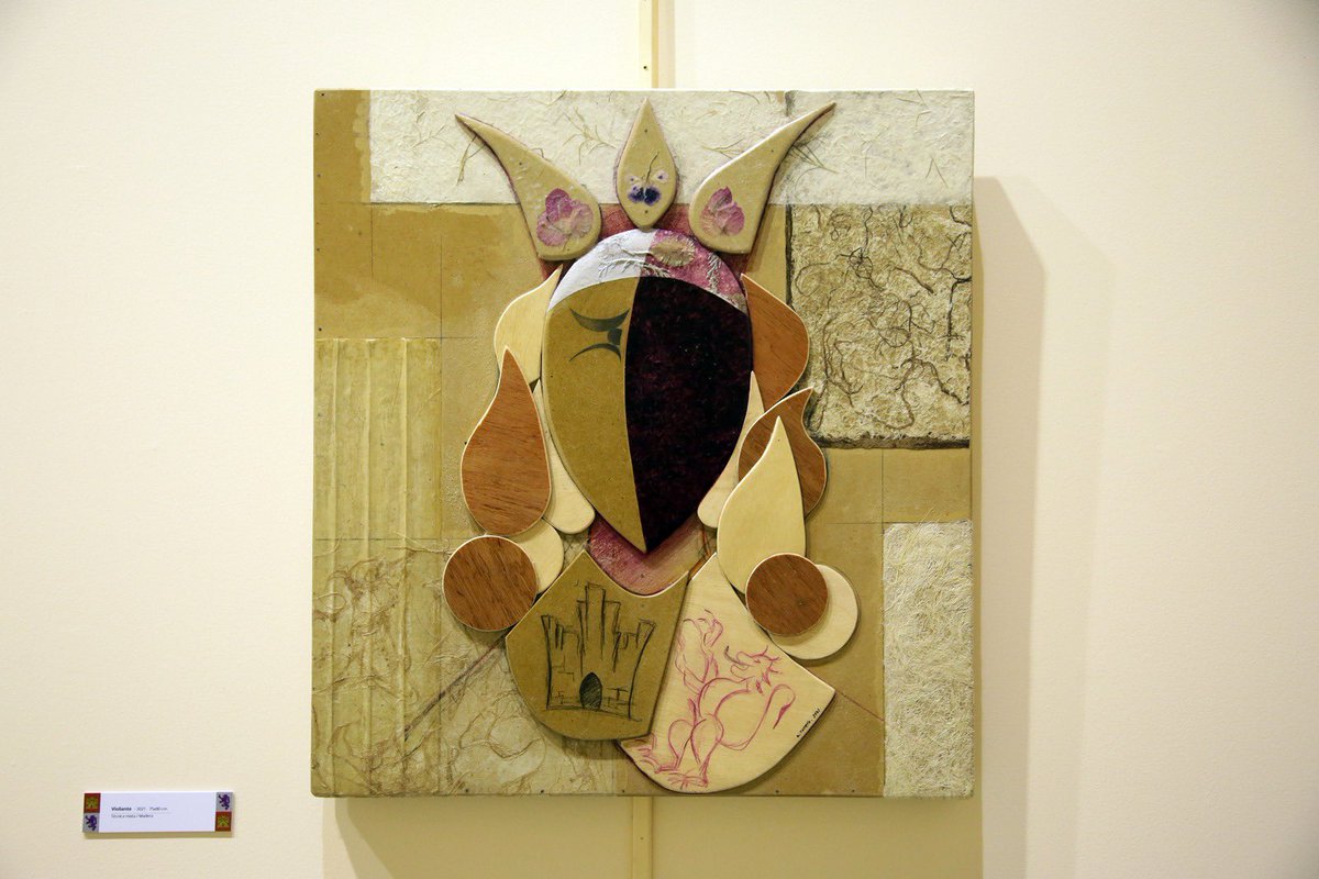 'Alfonso X. Tres culturas, un rey', así se llama la exposición del artista plástico toledano Alberto Romero que se podrá ver en San Marcos hasta el 22 de mayo. Esta muestra aporta un enfoque contemporáneo y vanguardista al Año Alfonsí bajo el sello inconfundible de su autor.
