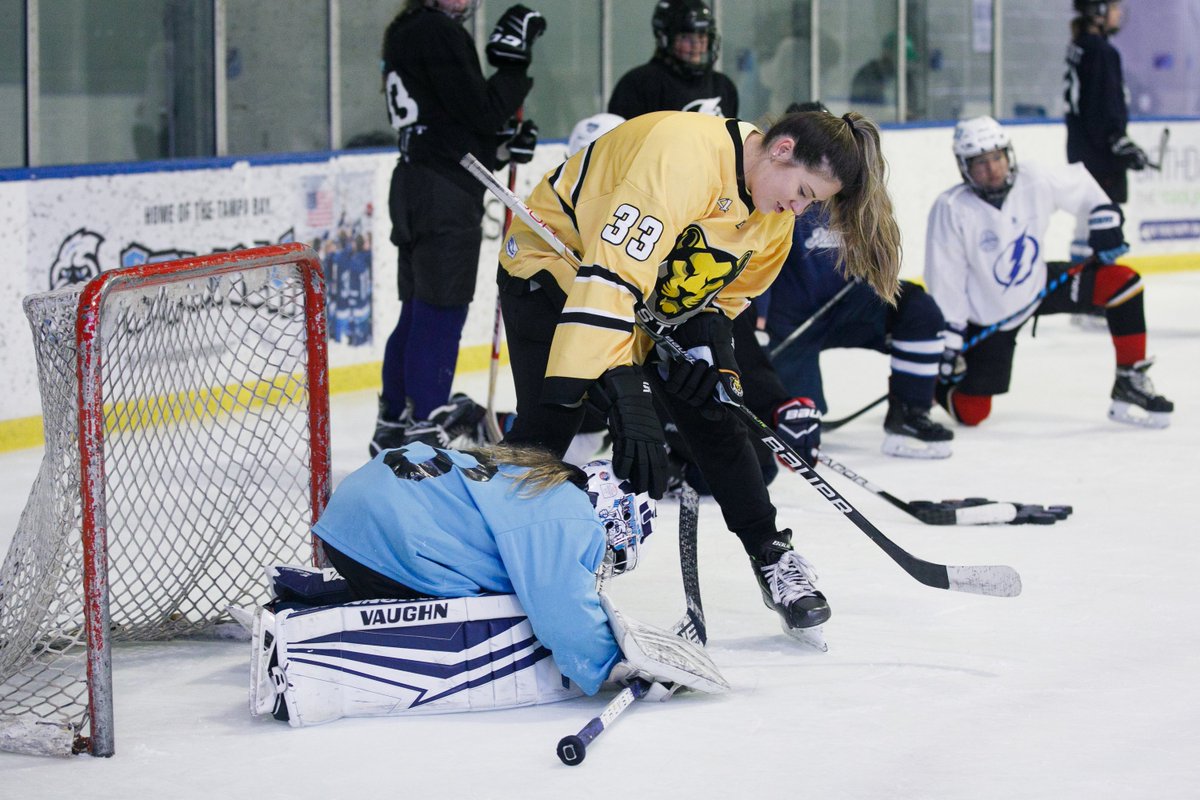 TBLHockeyDev's tweet photo. A little throwback to our girls only clinic with @ksteadman9 and our friends at the @PHF! #LightningMade https://t.co/mMGgVgOQha