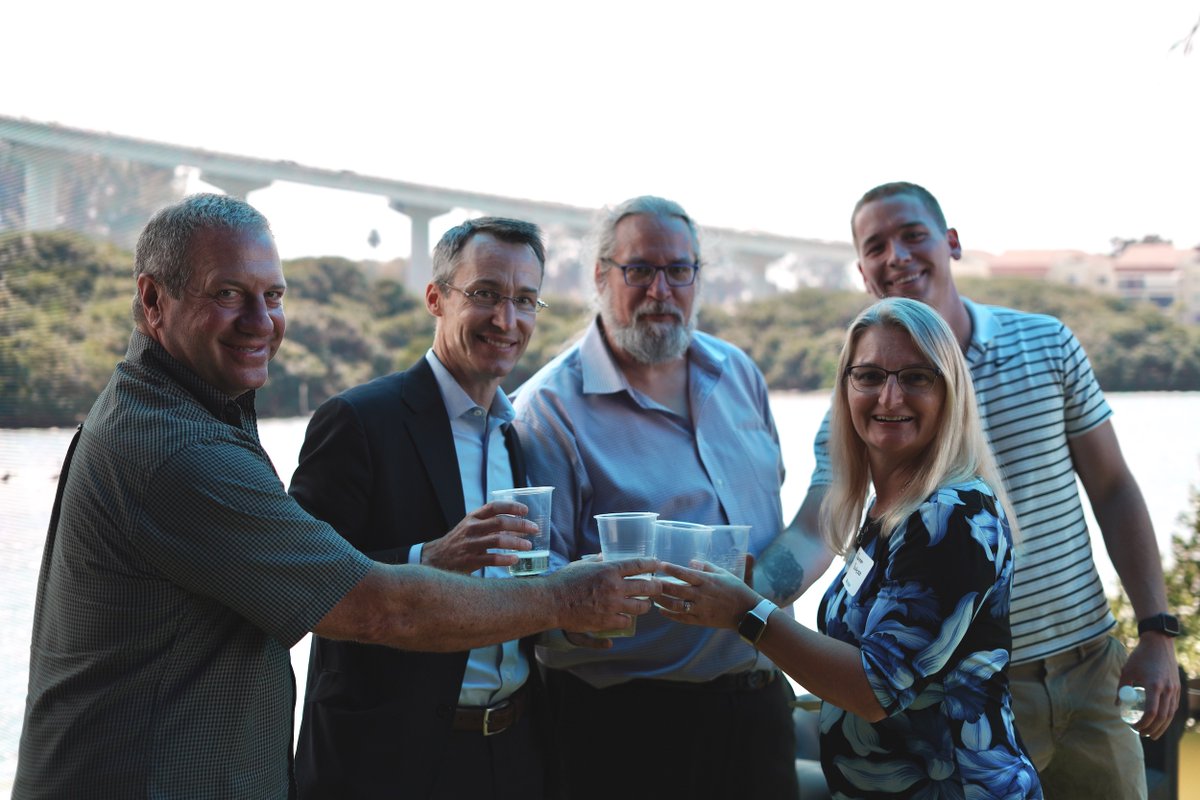 SynapseFL's tweet photo. Yesterday, we were hosted by @vu_studio, @FLBlue, &amp; @soaringcityip for our board meeting, and after party to celebrate a successful #SynapseSummit. Thanks to our Board, team and network of for helping grow #Florida's #innovation ecosystem! 🍾 #InnovationLivesHere

📸: @Photos_FLA https://t.co/AAdXSXopnR