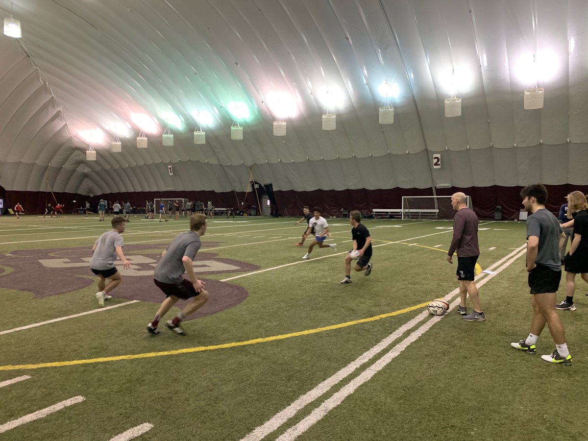 Awesome combined team training session for the <a href="/ArnpriorDHS/">Arnprior DHS</a> boys with the uOttawa Gee Gees Men’s Rugby team on their home turf today.