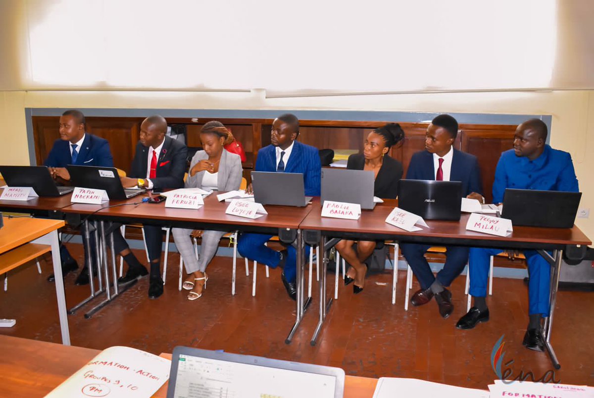 EnaRDC_Officiel's tweet image. RDC 07.04.2022|
Les Élèves de la 7ième Promotion de l'@EnaRDC_Officiel ont présenté et défendu, du 04 au 06 avril, leurs esquisses  de Politiques Publiques en faveur des administrations auprès desquelles ils étaient rattachés dans le cadre d'un stage dit #Forac(Formation-Action)