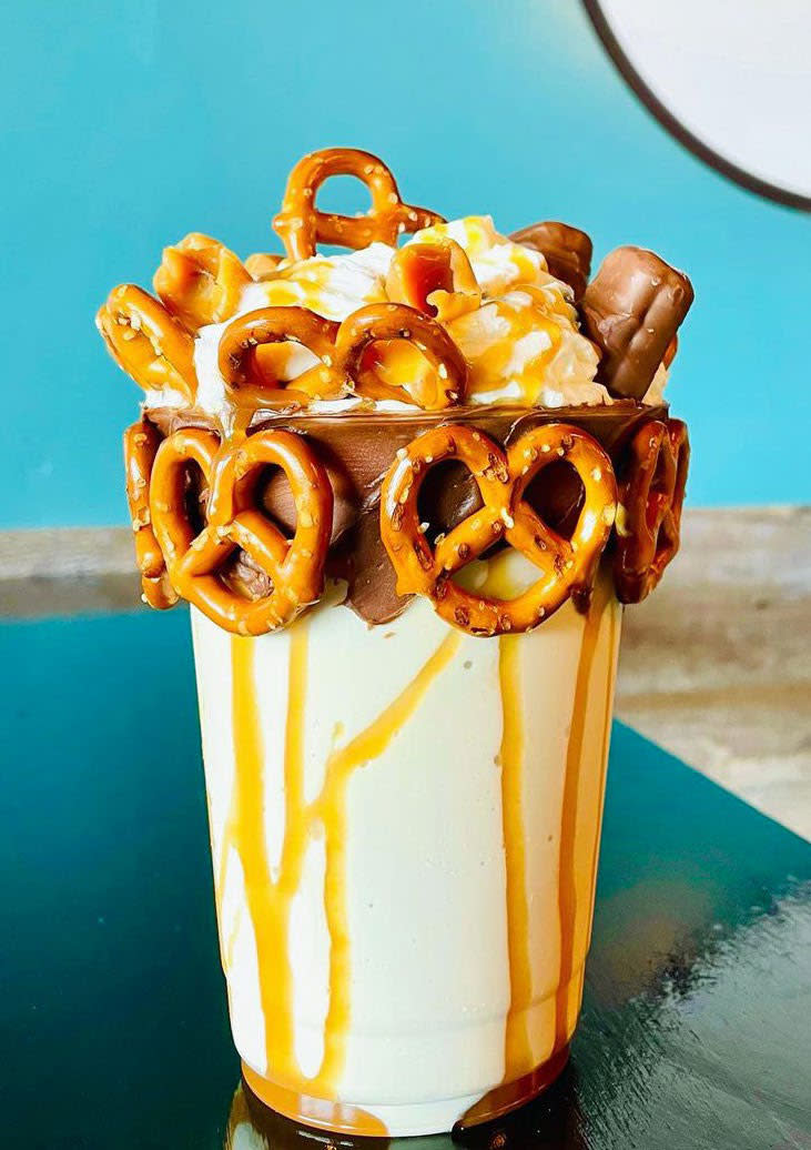 Have you savored any of these #FortWayne Instagram Worthy Foodie Destinations? 

#SavorFW

visitfortwayne.com/savor/linkinbi…