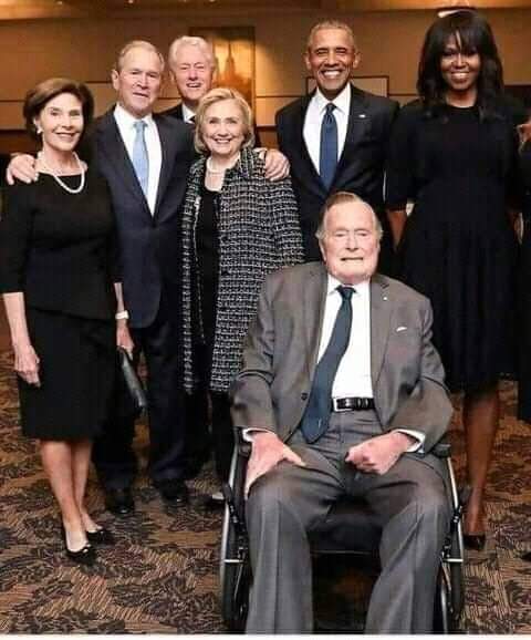 BosssHAwOn3's tweet photo. 4 American presidents who were involved in a dozen wars resulting in over 6 million deaths and tens of millions of refugees. https://t.co/xTXIlF5Lwk
