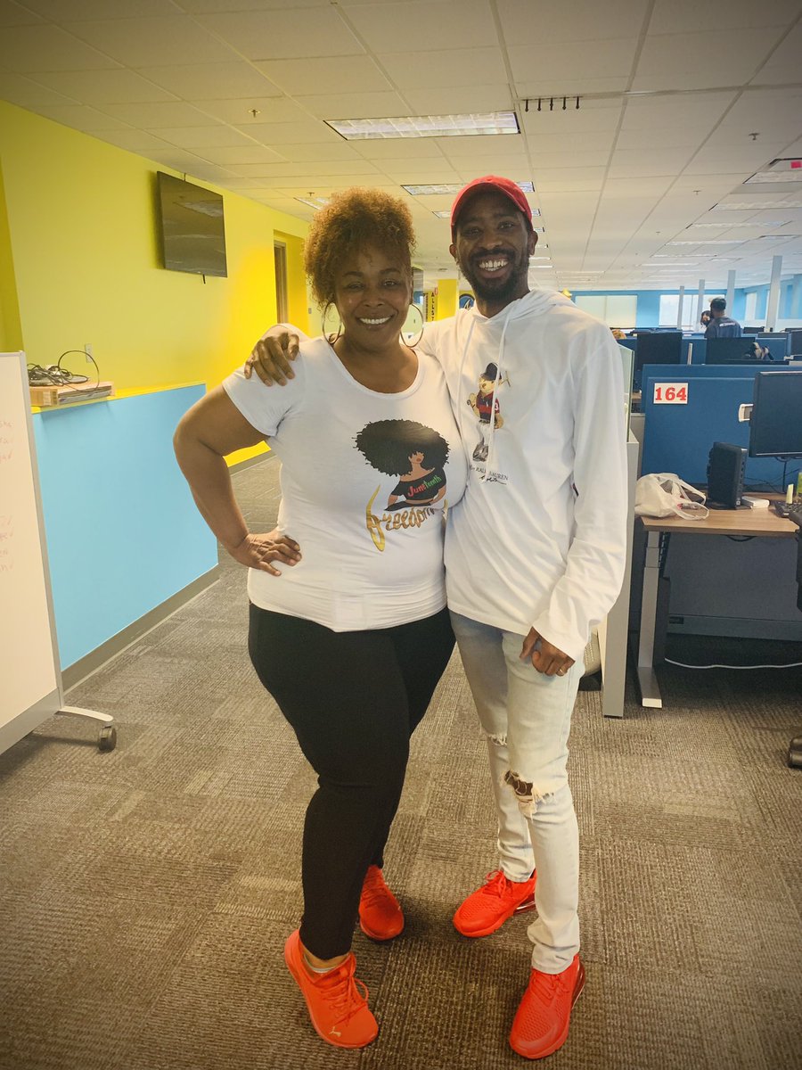 PoteatsPromos's tweet photo. So excited to be part of the We Connect call to talk about Passion, Perseverance, and Participation. But I just realized my coworker and I had similar minds this morning! Thanks Jimmie for helping me out!!! We dressed alike and didn’t even know it! #renzleaderz #NBCEFamily https://t.co/3rrc00722s