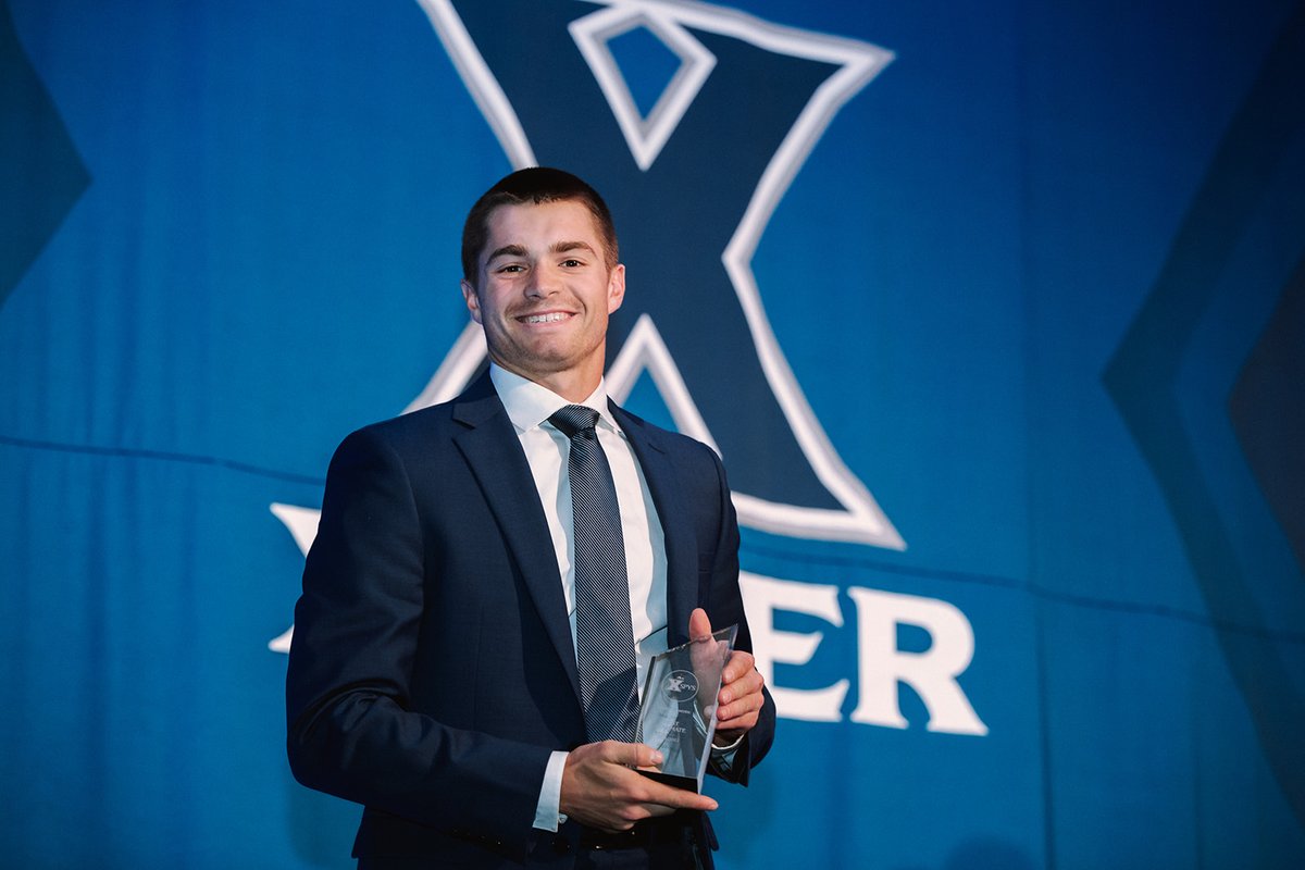 XavierBASE's tweet photo. Shout out to Jack Housinger on earning Xavier's 𝘽𝙚𝙨𝙩 𝙏𝙚𝙖𝙢𝙢𝙖𝙩𝙚 𝘼𝙬𝙖𝙧𝙙 👏

#LetsGoX https://t.co/ejGjJv0aRf