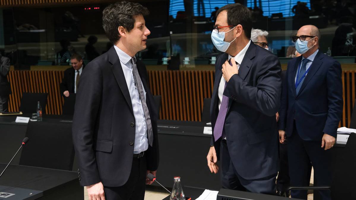 #Agrifish rafforzamento misure sulla sicurezza alimentare, proposta di revisione del regime delle Indicazioni geografiche, revisione regolamento sull'uso del suolo e richiesta di sostegno temporaneo eccezionale da attivare nell'ambito dello sviluppo rurale t.me/MIPAAF/682