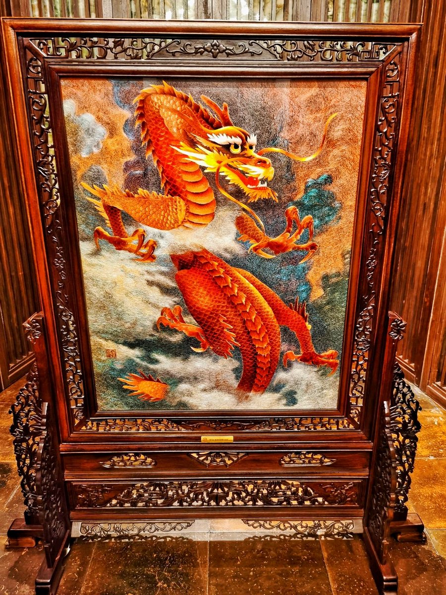 The world of human unity is a society with a shared future for mankind. There is no sovereign war or factional conflict. What will the world look like?