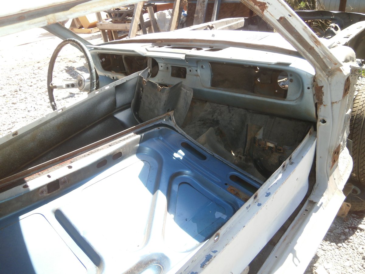 ImpatientInc's tweet photo. This newly arrived 1966 Ford Mustang will be receiving body and paint work!

#ford #mustang #fordmustang #musclecars #ponycars #bodyandpaint #carrestorationsalabama #vintagecarrestorationsalabama #customcarshopalabama #alabasteralabama #alabastercarshop #impatientcreations https://t.co/7MCGS6LZSv