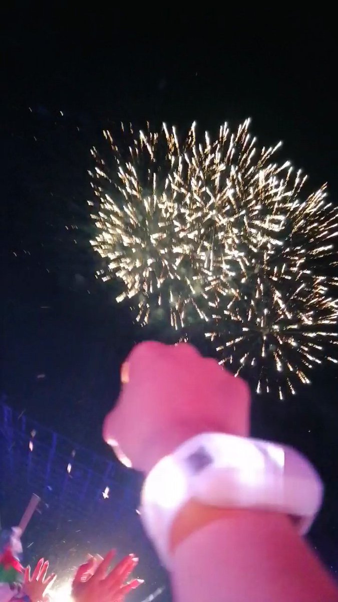 kcoldplayer's tweet image. ✨04.04.2022 ✨
#ColdplayMexicoCity #MOTSWT