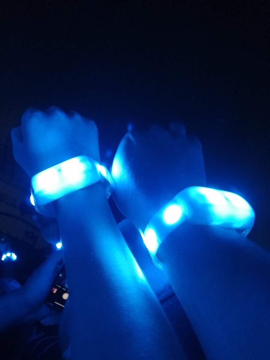 kcoldplayer's tweet image. ✨04.04.2022 ✨
#ColdplayMexicoCity #MOTSWT