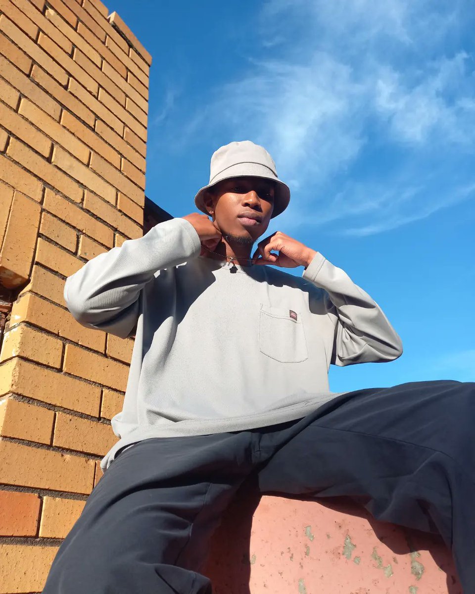 TerryKombz_sa's tweet photo. Fresh Pics and Blue Skies with Sunny Vibez ☀️🌠 https://t.co/bfP9lTNlKn